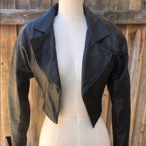 Leather X Posé By: Yari Crop Jacket